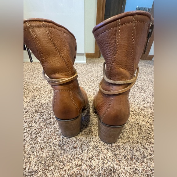 Freebird by Steven Tan Heeled Boots - Picture 4 of 6